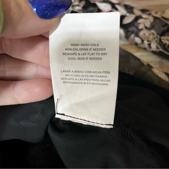 Altar'd State Malvern Black Rose Gold Floral Choker Neckline Mini Dress Party - Picture 12 of 13